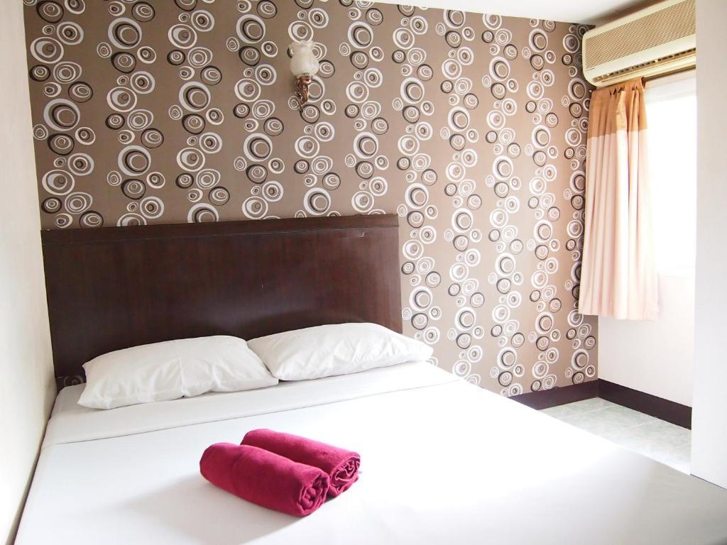 Four Sons Inn Bangkok Phòng bức ảnh