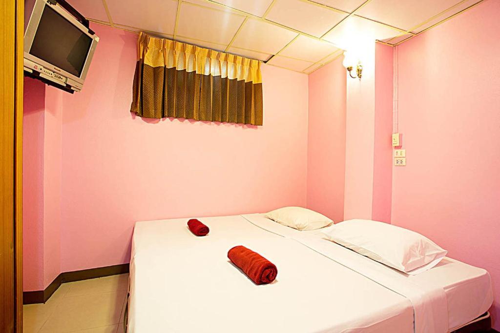 Four Sons Inn Bangkok Phòng bức ảnh