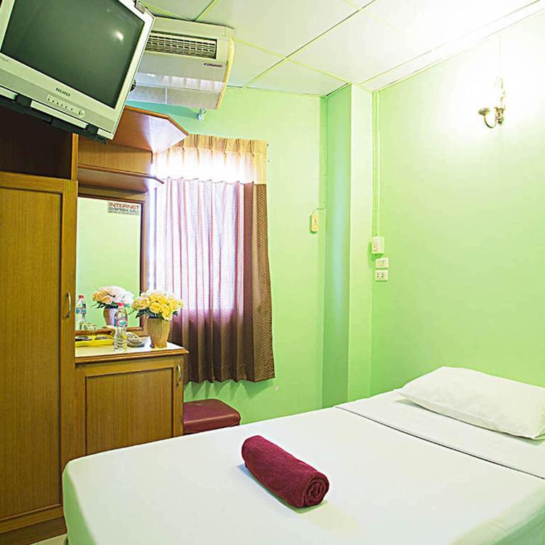 Four Sons Inn Bangkok Ngoại thất bức ảnh