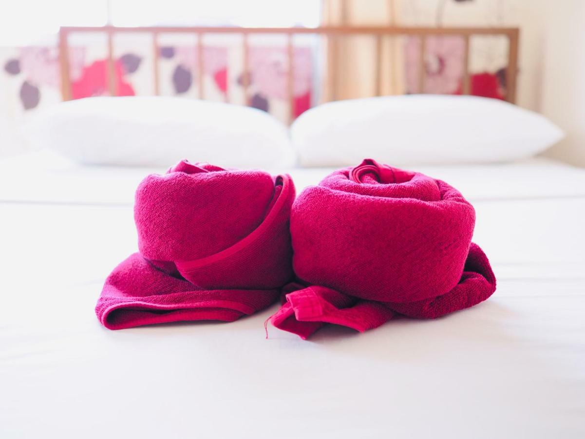 Four Sons Inn Bangkok Ngoại thất bức ảnh